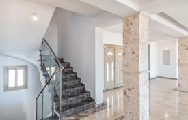 7غرفة دو خانه بهم چسبیده 762 متر مربع Sea Caves, قبرس. 4,450,000 €