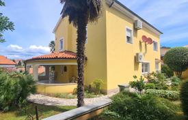 3غرفة خانه  180 متر مربع Istria County, کرواسی. 880,000 €