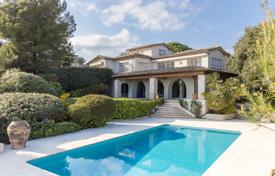 8غرفة ویلا  Saint-Paul-de-Vence, فرانسه. 5,500,000 €