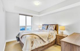 5غرفة آپارتمان  Etobicoke, کانادا. C$840,000