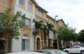 2غرفة شقق في الوحدات السكنية 96 متر مربع Hialeah, ایالات متحده آمریکا. $322,000