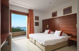 16غرفة ویلا  Bormes-les-Mimosas, فرانسه. 30,000 € في الأسبوع