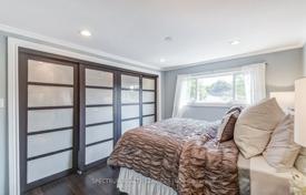 6غرفة خانه  نورث یورک, کانادا. C$1,288,000