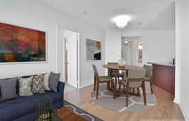 آپارتمان  – Lake Shore Boulevard West, Etobicoke, تورنتو,  انتاریو,   کانادا. C$1,112,000