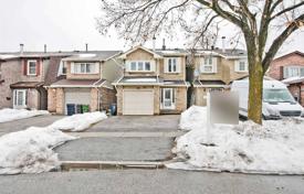 خانه  – اسکاربرو، تورنتو, تورنتو, انتاریو,  کانادا. C$1,324,000