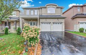 خانه  – اسکاربرو، تورنتو, تورنتو, انتاریو,  کانادا. C$1,574,000