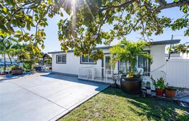 5غرفة خانه  221 متر مربع Hialeah, ایالات متحده آمریکا. $795,000