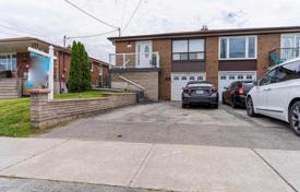  دو خانه بهم متصل – نورث یورک, تورنتو, انتاریو,  کانادا. C$1,498,000