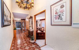 12غرفة خانه  Etobicoke, کانادا. C$2,588,000