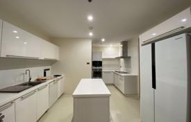 4غرفة شقق في الوحدات السكنية Khlong Toei, تایلند. $5,400 في الأسبوع