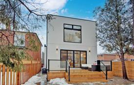 خانه  – Etobicoke, تورنتو, انتاریو,  کانادا. C$2,179,000