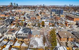 6غرفة خانه  Etobicoke, کانادا. C$1,966,000