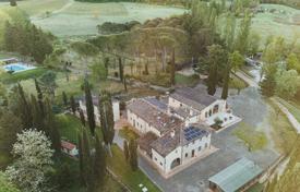 25غرفة عمارت  توسکانی, ایتالیا. 3,200,000 €