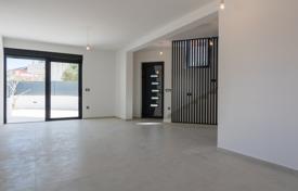4غرفة خانه  123 متر مربع Murter, کرواسی. 599,000 €