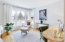 4غرفة خانه  Etobicoke, کانادا. C$1,735,000