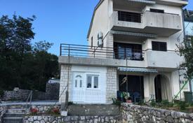 9غرفة خانه  230 متر مربع Primorje-Gorski Kotar County, کرواسی. 520,000 €