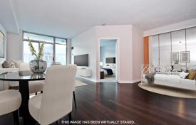 5غرفة آپارتمان  Etobicoke, کانادا. C$794,000