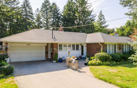 خانه  – Etobicoke, تورنتو, انتاریو,  کانادا. C$2,317,000