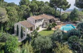 5غرفة ویلا  430 متر مربع موگینز(فرانسه), فرانسه. 3,290,000 €