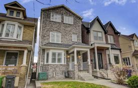 خانه  – Old Toronto, تورنتو, انتاریو,  کانادا. C$1,946,000