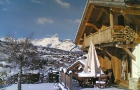 کلبه کوهستانی  – مگیو, Auvergne-Rhône-Alpes, فرانسه. 13,400 € هفته ای