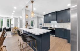 5غرفة خانه  Etobicoke, کانادا. C$2,000,000