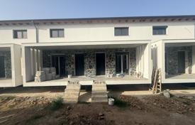 4غرفة خانه  108 متر مربع Kalyves, یونان. 275,000 €
