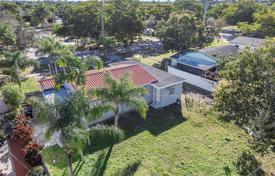 3غرفة خانه  137 متر مربع North Miami, ایالات متحده آمریکا. $550,000