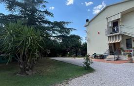 2غرفة آپارتمان  216 متر مربع Roccastrada, ایتالیا. 775,000 €