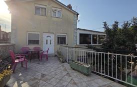 3غرفة خانه  168 متر مربع Ližnjan, کرواسی. 250,000 €