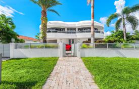 خانه  – North Miami Beach, فلوریدا, ایالات متحده آمریکا. $5,600,000