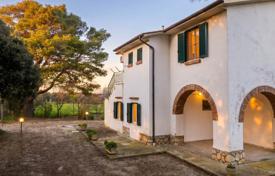 3غرفة ویلا  170 متر مربع Grosseto (city), ایتالیا. 890,000 €