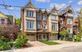  دو خانه بهم متصل – Old Toronto, تورنتو, انتاریو,  کانادا. C$1,680,000