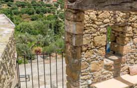 دو خانه بهم چسبیده – Sitia, کرت, یونان. 210,000 €