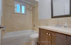 9غرفة خانه  اسکاربرو، تورنتو, کانادا. C$1,286,000