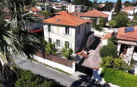 6غرفة ویلا  Cap d'Antibes, فرانسه. 1,650,000 €