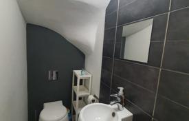 3غرفة دو خانه بهم چسبیده 200 متر مربع Strovolos, قبرس. 385,000 €