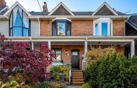  دو خانه بهم متصل – Old Toronto, تورنتو, انتاریو,  کانادا. C$1,583,000
