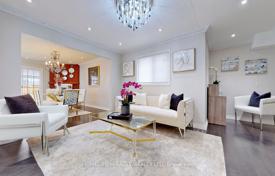 9غرفة خانه  Etobicoke, کانادا. C$1,585,000