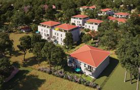 New residential complex with apartments Gironde, فرانسه. 302,000 € از