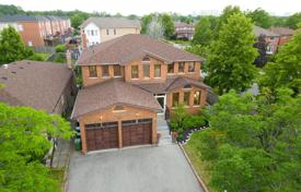 خانه  – اسکاربرو، تورنتو, تورنتو, انتاریو,  کانادا. C$1,893,000