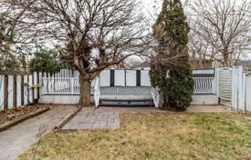 3غرفة خانه  Etobicoke, کانادا. C$1,523,000