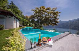 ویلا  – دریاچه کومو, لمباردی, ایتالیا. 4,900 € هفته ای
