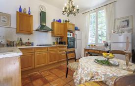 دو خانه بهم چسبیده – گراس, کوت دازور, فرانسه. 900,000 €