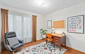 3غرفة خانه  Etobicoke, کانادا. C$1,300,000