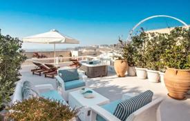 دو خانه بهم چسبیده – Santorini, جزایر اژه, یونان. 750,000 €