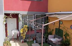 4غرفة  دو خانه بهم متصل 175 متر مربع Santa Cruz de Tenerife, اسپانیا. 219,000 €