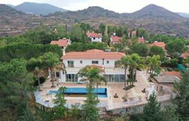5غرفة دو خانه بهم چسبیده 450 متر مربع لیماسول, قبرس. 895,000 €
