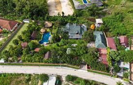 8غرفة خانه  600 متر مربع Chonburi, تایلند. $1,460,000