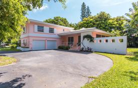 دو خانه بهم چسبیده – Bal Harbour, فلوریدا, ایالات متحده آمریکا. $2,285,000